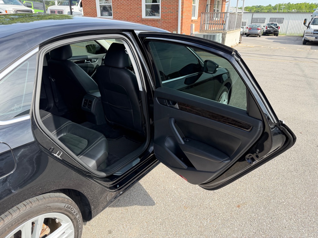 VOLKSWAGEN PASSAT 2014 VOLKSWAGEN PASSAT 1VWCN7A38EC072387