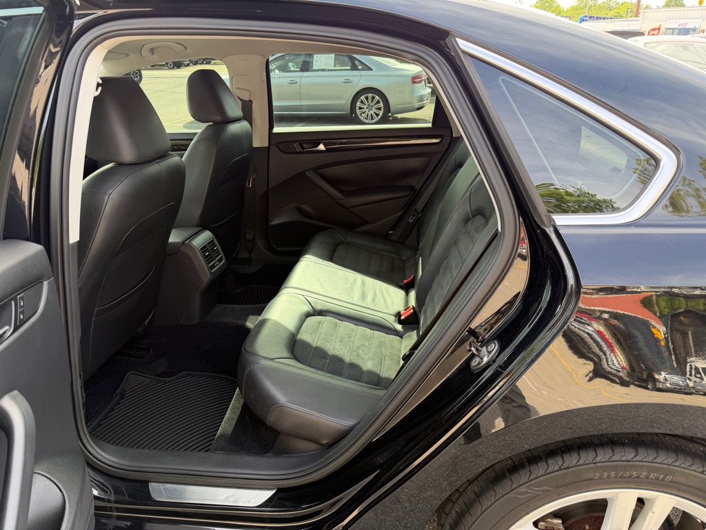 VOLKSWAGEN PASSAT 2014 VOLKSWAGEN PASSAT 1VWCN7A38EC072387