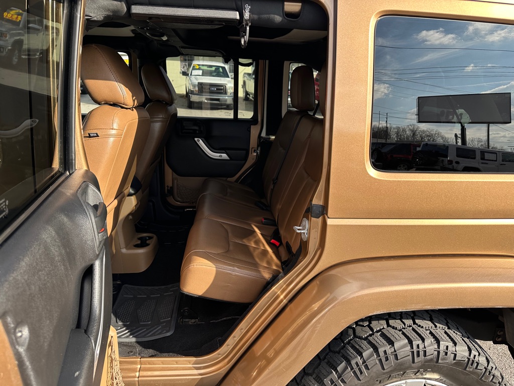 Photo 12 of this JEEP WRANGLER UNLIMI