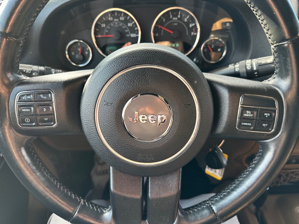 Photo 22 of this JEEP WRANGLER UNLIMI