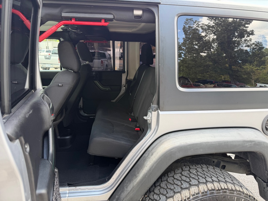 Photo 12 of this JEEP WRANGLER UNLIMI