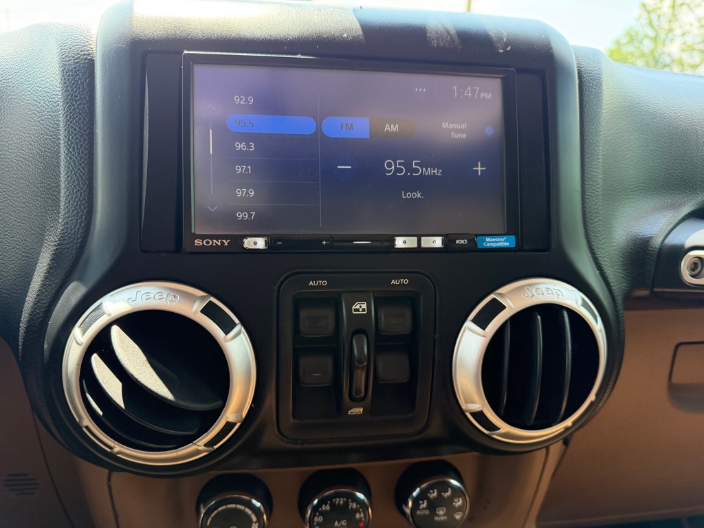 JEEP WRANGLER UNLIMI 2012 JEEP WRANGLER UNLIMI 1C4BJWEG4CL253128