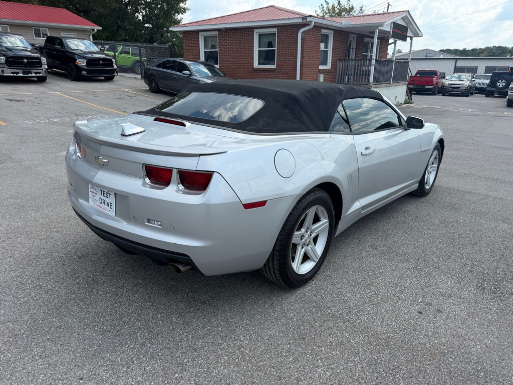 Photo 5 of this CHEVROLET CAMARO