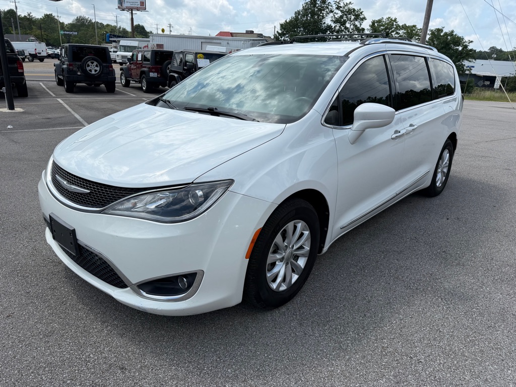 CHRYSLER PACIFICA 2018 CHRYSLER PACIFICA 2C4RC1BG0JR214184