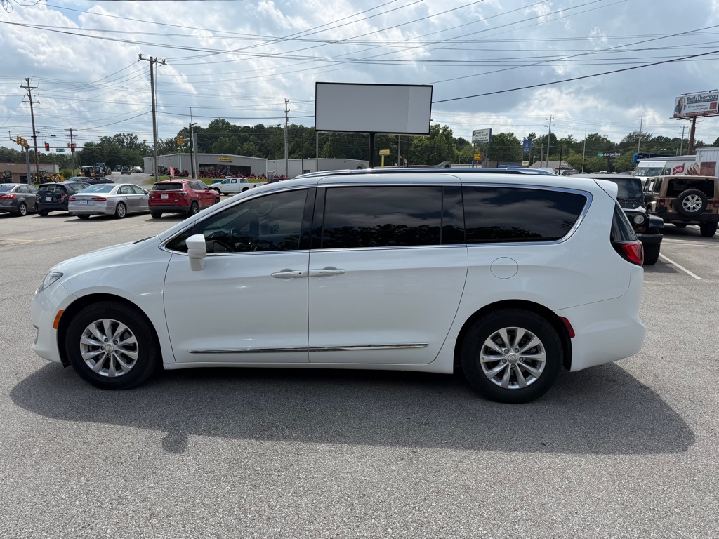 CHRYSLER PACIFICA 2018 CHRYSLER PACIFICA 2C4RC1BG0JR214184