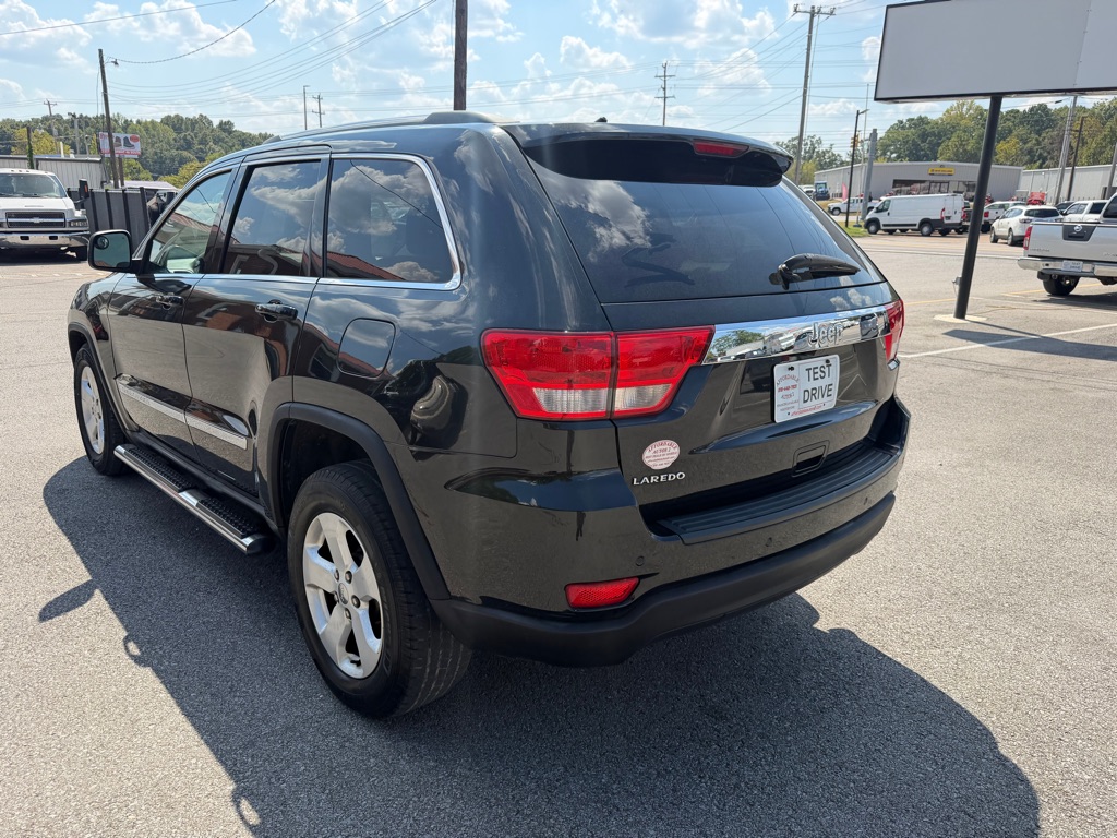 Photo 7 of this JEEP GRAND CHEROKEE