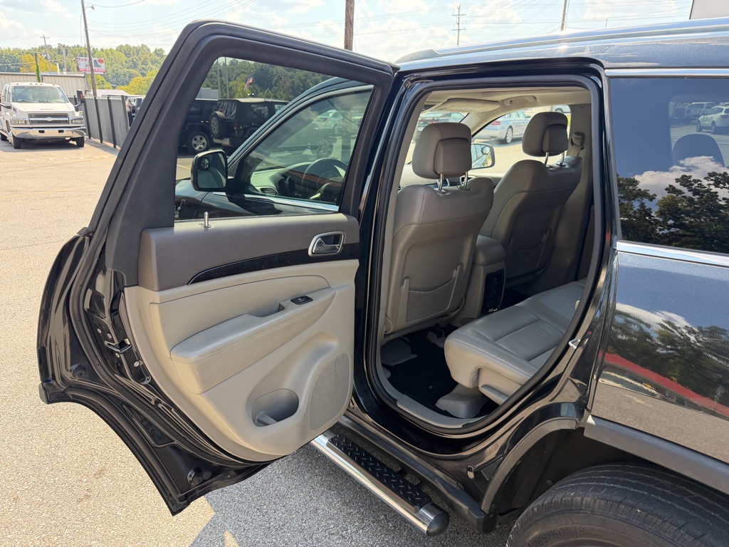 Photo 11 of this JEEP GRAND CHEROKEE