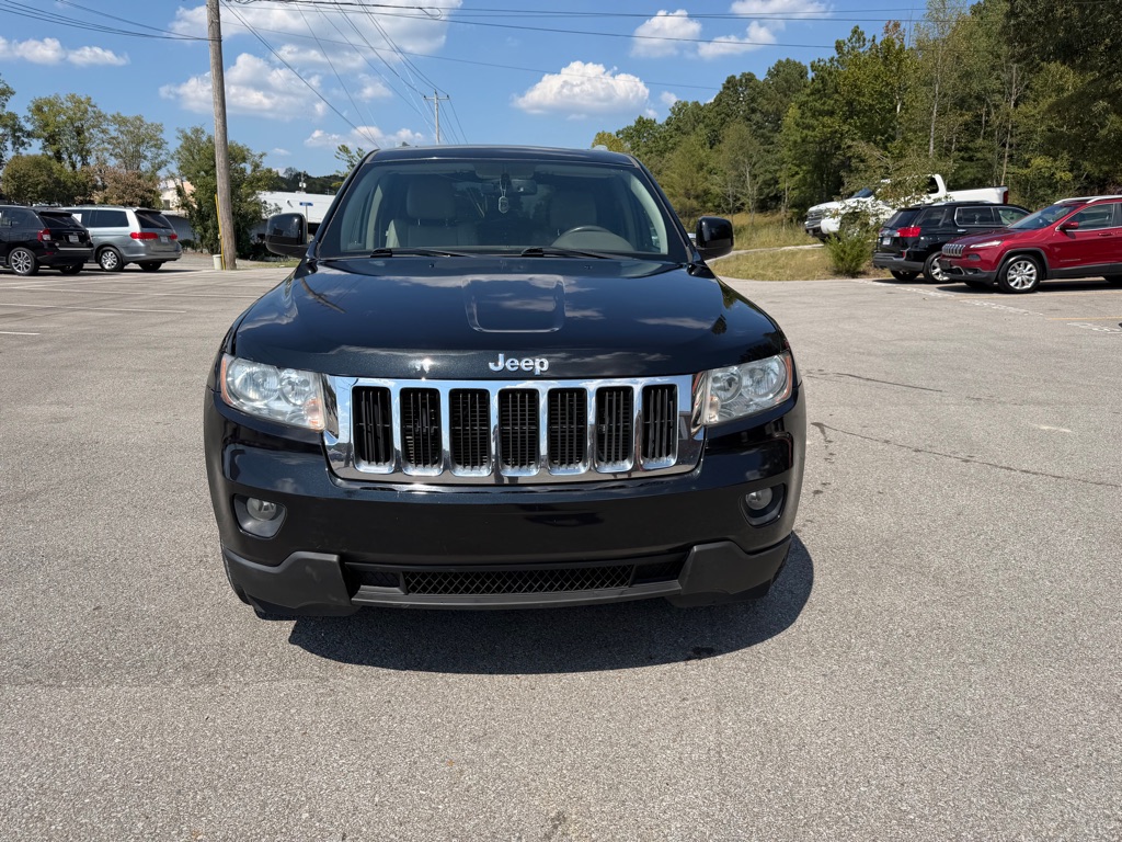 Photo 2 of this JEEP GRAND CHEROKEE