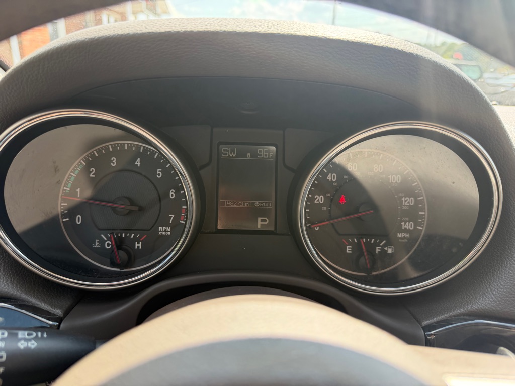 Photo 25 of this JEEP GRAND CHEROKEE