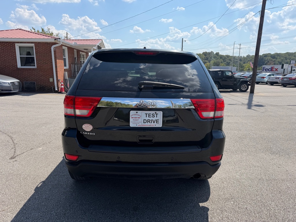 Photo 6 of this JEEP GRAND CHEROKEE