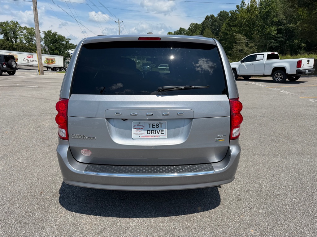 Photo 6 of this DODGE GRAND CARAVAN