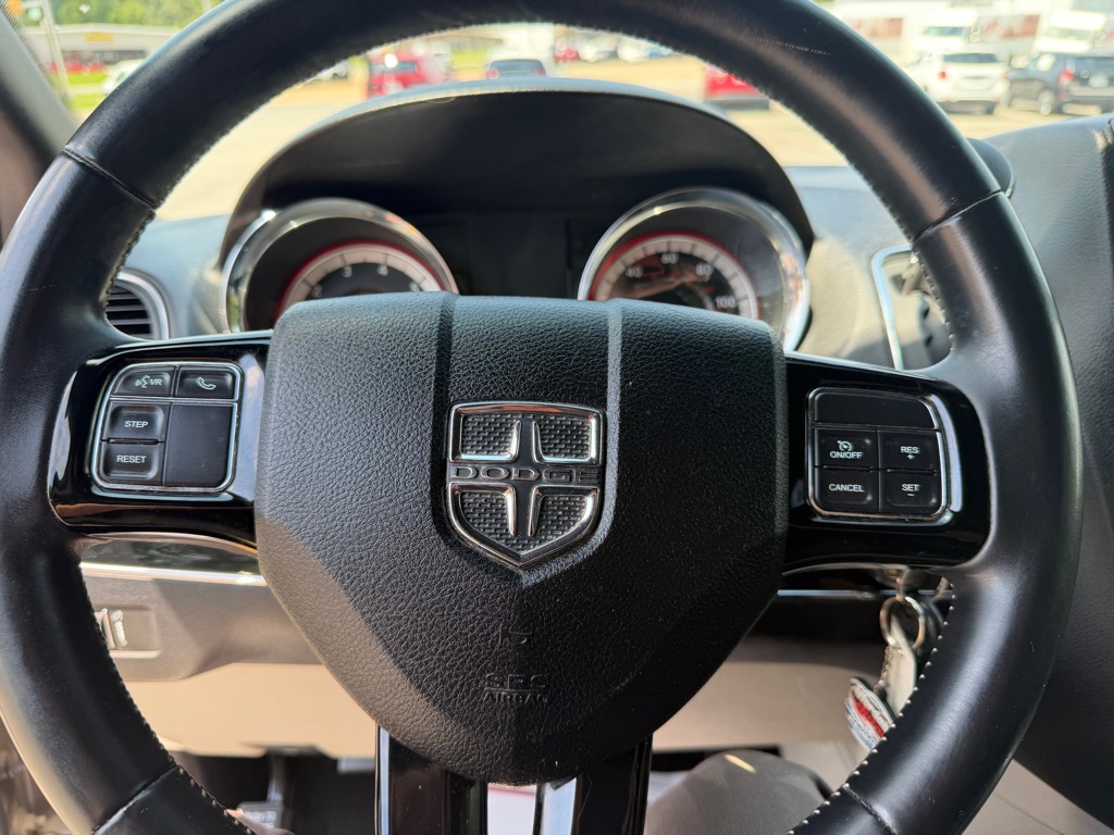 Photo 21 of this DODGE GRAND CARAVAN
