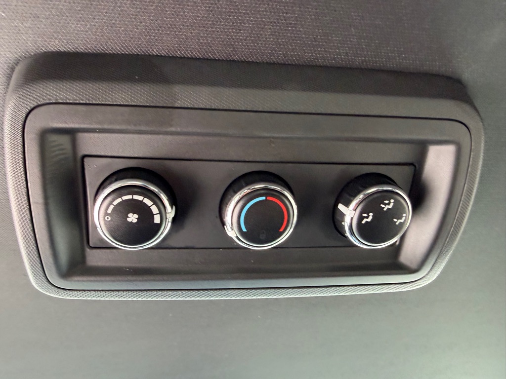 Photo 27 of this DODGE GRAND CARAVAN