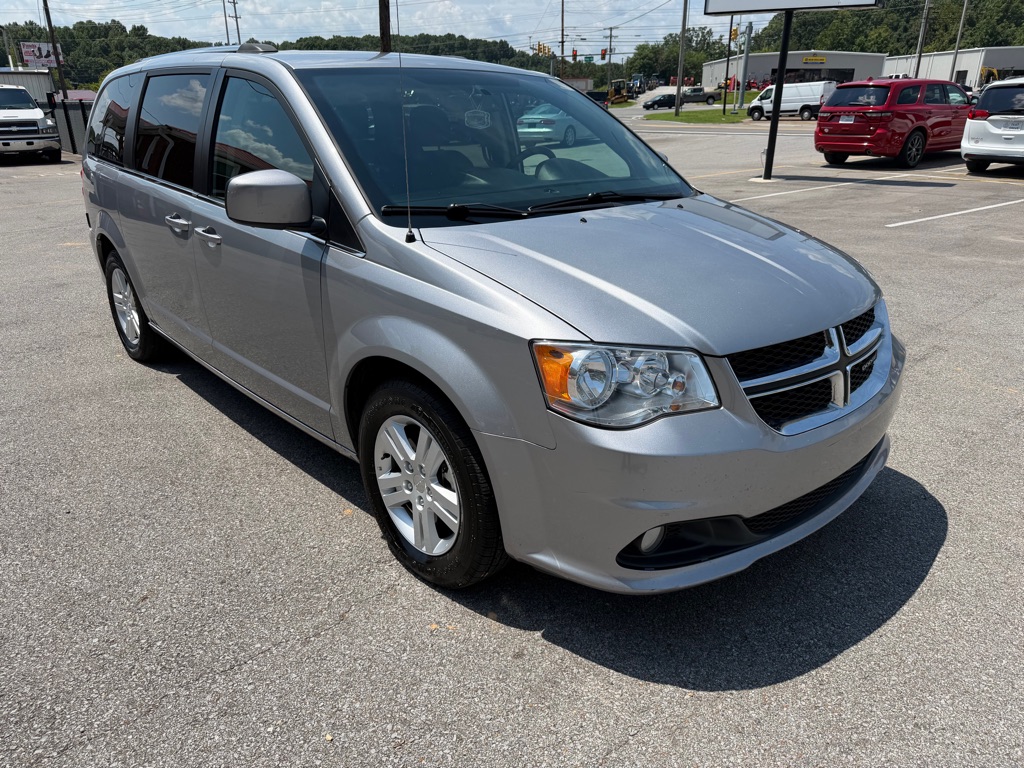 Photo 3 of this DODGE GRAND CARAVAN