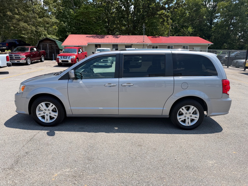 Photo 8 of this DODGE GRAND CARAVAN