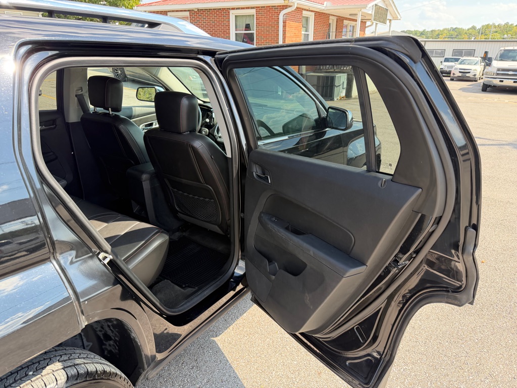 Photo 13 of this GMC TERRAIN