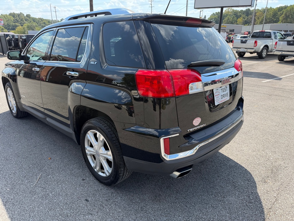 Photo 7 of this GMC TERRAIN