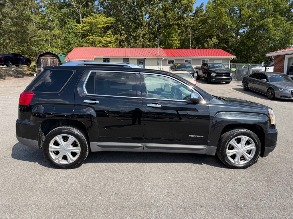 Photo 4 of this GMC TERRAIN