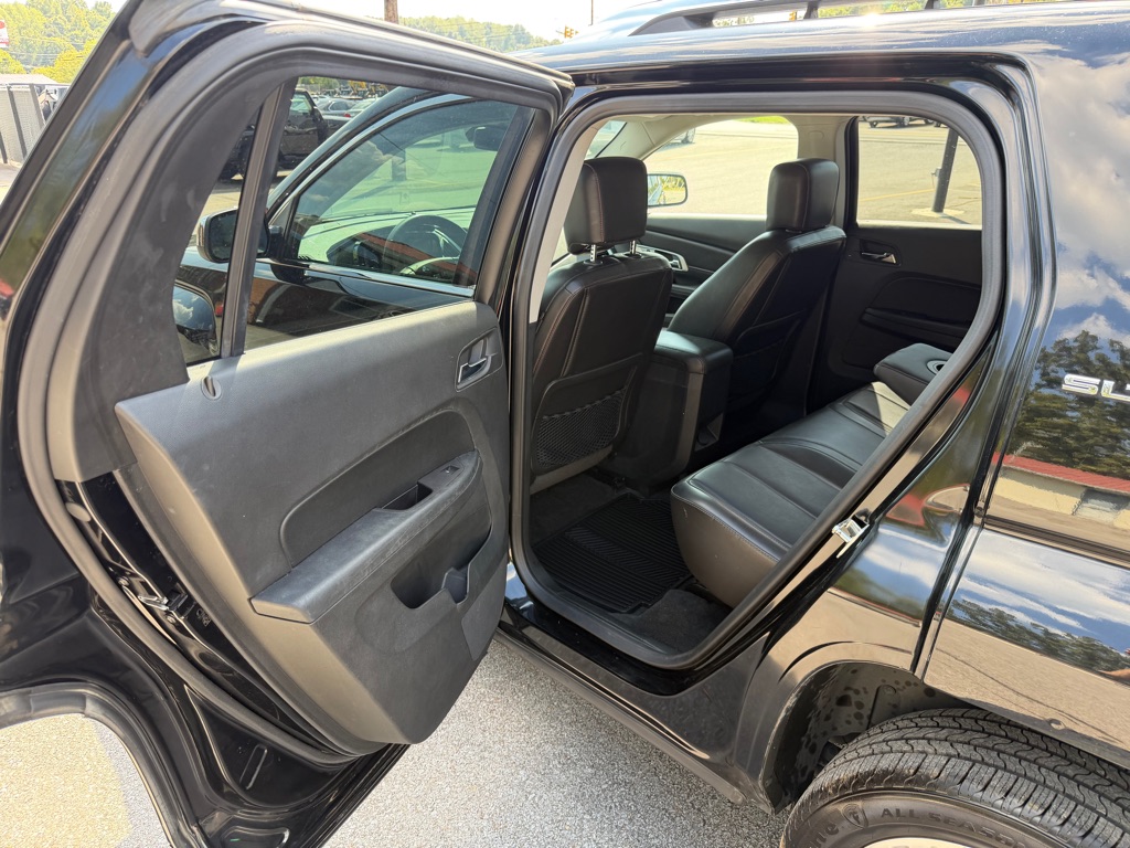 Photo 11 of this GMC TERRAIN