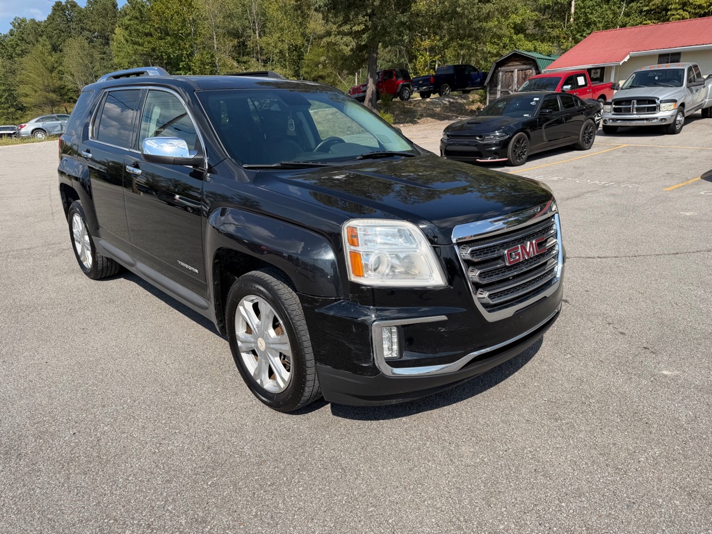 Photo 3 of this GMC TERRAIN
