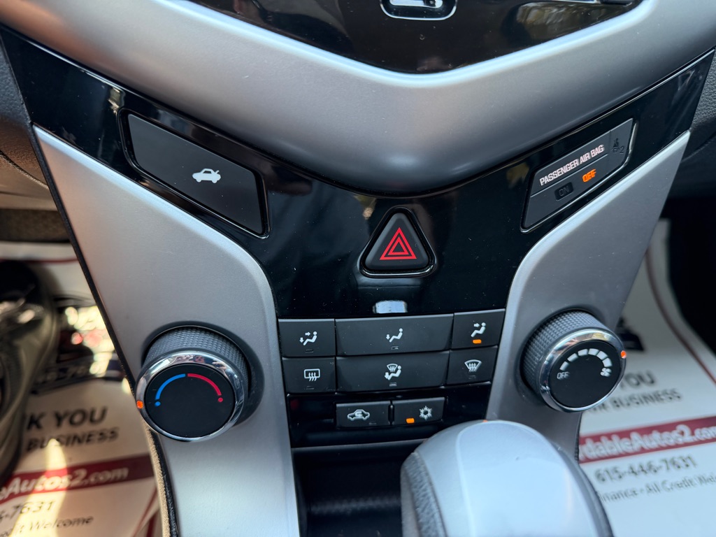Photo 25 of this CHEVROLET CRUZE LIMITED