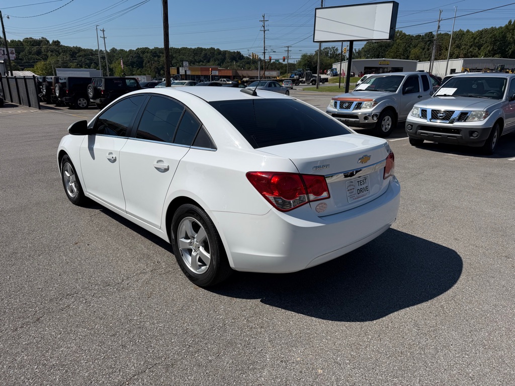 Photo 7 of this CHEVROLET CRUZE LIMITED
