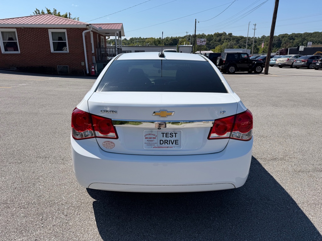 Photo 6 of this CHEVROLET CRUZE LIMITED