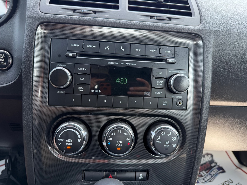 Photo 17 of this DODGE CHALLENGER