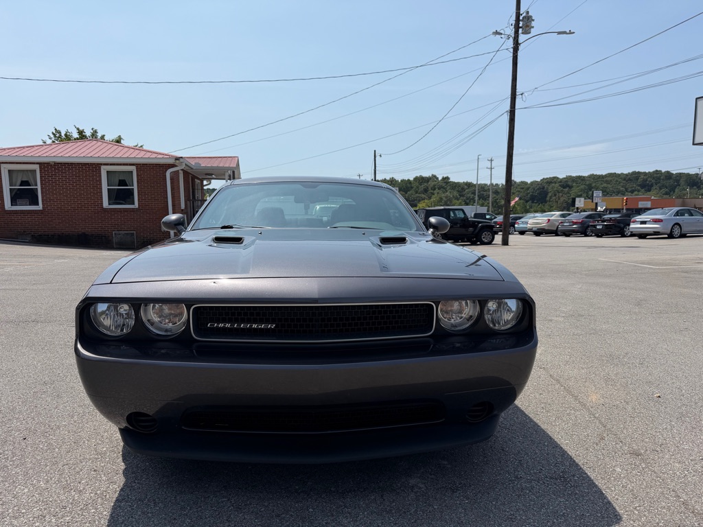 Photo 2 of this DODGE CHALLENGER