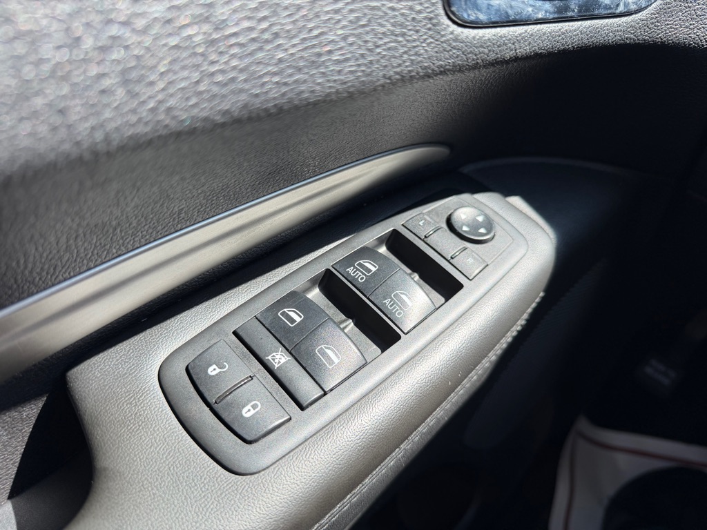Photo 23 of this DODGE DURANGO
