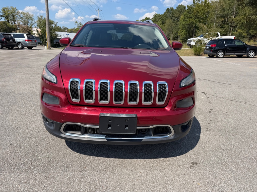 Photo 2 of this JEEP CHEROKEE
