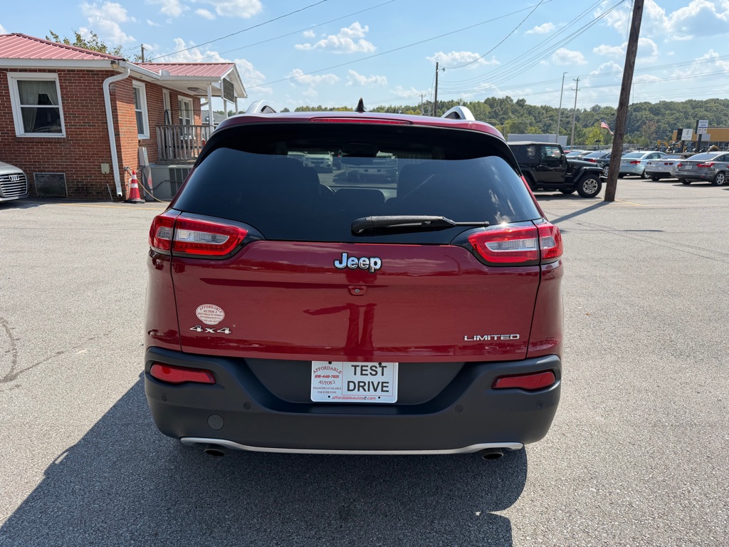 Photo 6 of this JEEP CHEROKEE