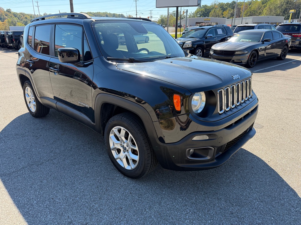 Photo 3 of this JEEP RENEGADE