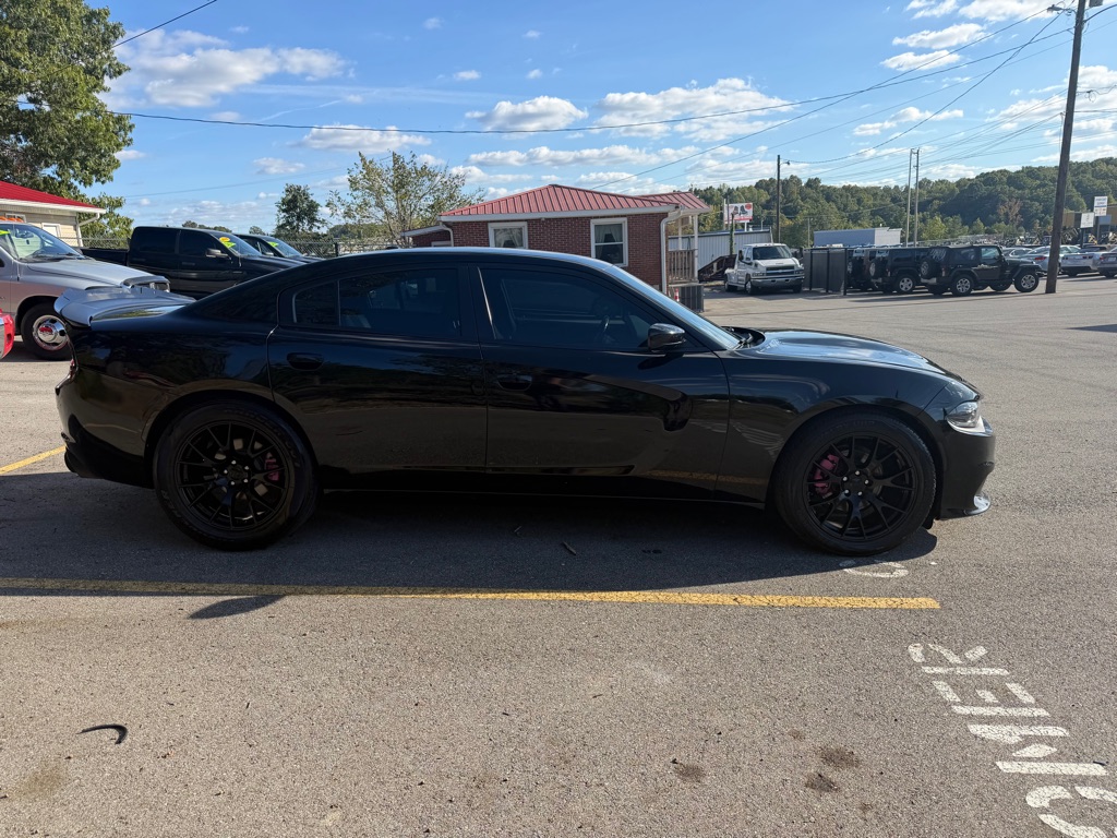 Photo 4 of this DODGE CHARGER