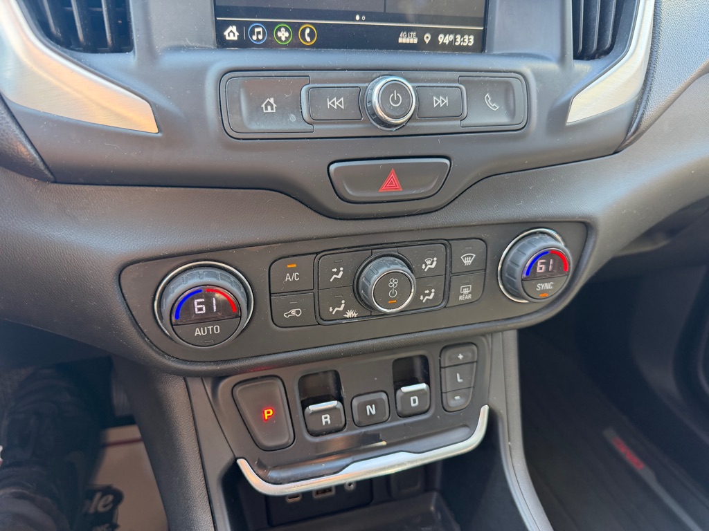 Photo 24 of this GMC TERRAIN