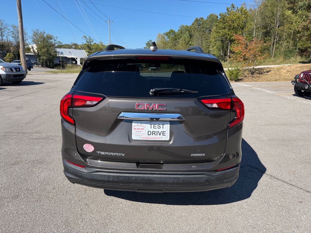 Photo 6 of this GMC TERRAIN