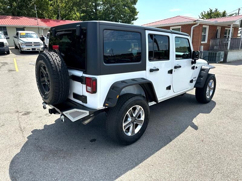 Photo 5 of this JEEP WRANGLER JK UNL