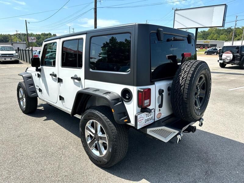 Photo 7 of this JEEP WRANGLER JK UNL