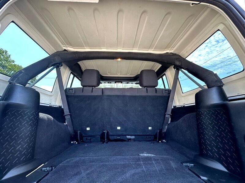 Photo 14 of this JEEP WRANGLER JK UNL