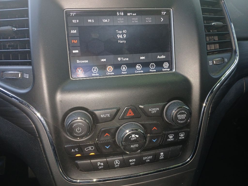 Photo 26 of this JEEP GRAND CHEROKEE