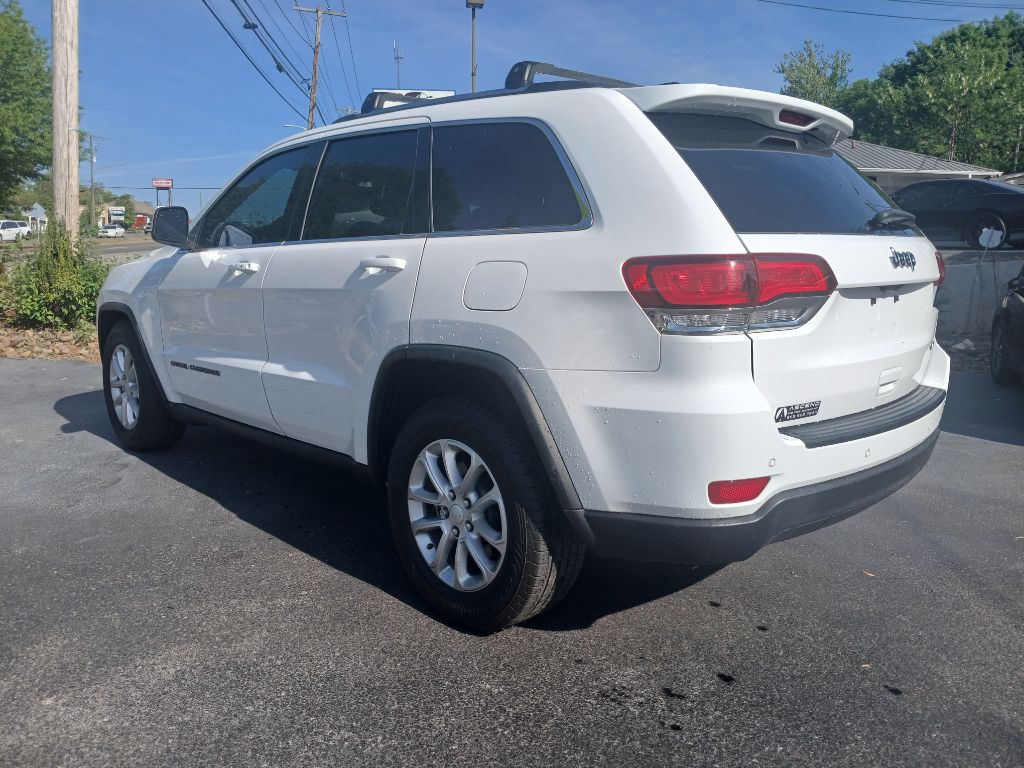 Photo 3 of this JEEP GRAND CHEROKEE