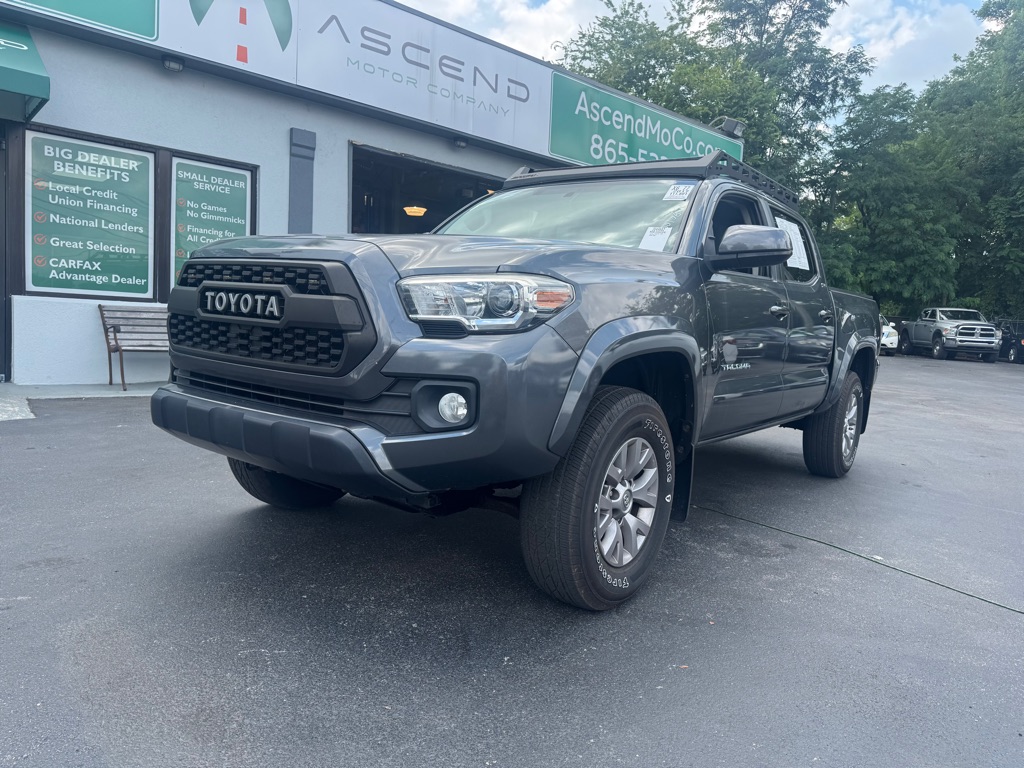 2017 Toyota Tacoma SR5 V6 Double Cab 4WD