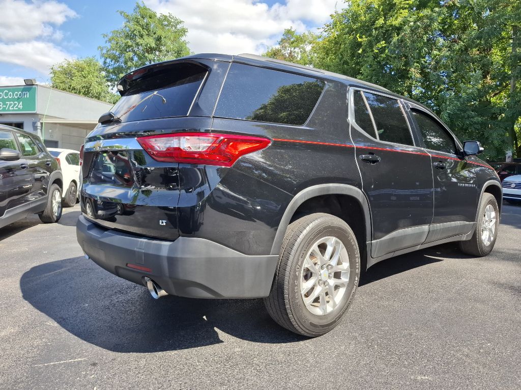 Photo 5 of this CHEVROLET TRAVERSE