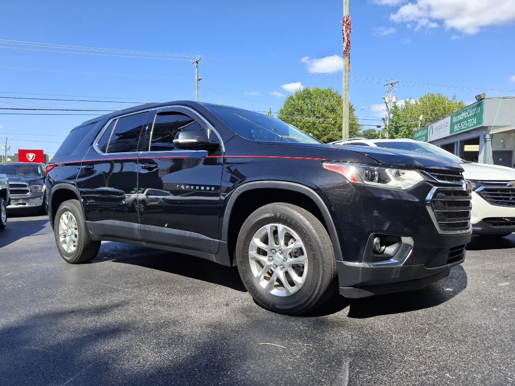 Photo 6 of this CHEVROLET TRAVERSE