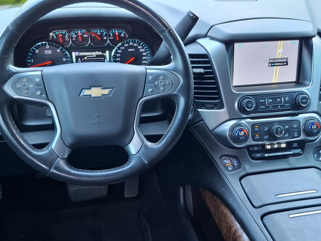 Photo 2 of this CHEVROLET TAHOE