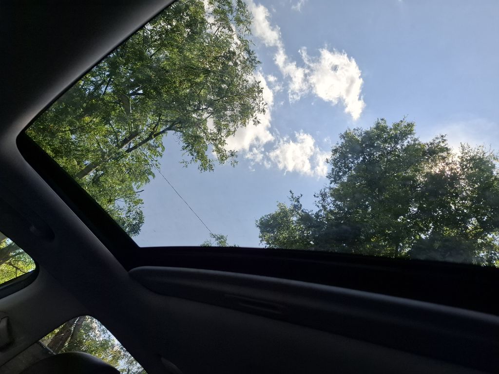 Photo 15 of this HYUNDAI KONA