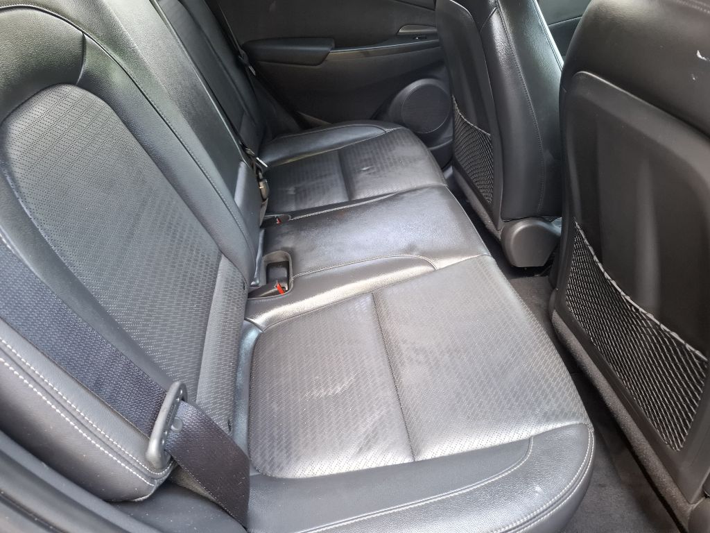 Photo 9 of this HYUNDAI KONA