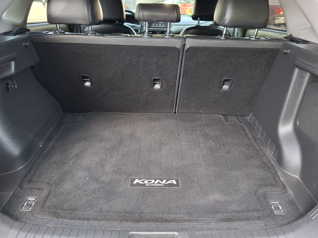 Photo 8 of this HYUNDAI KONA