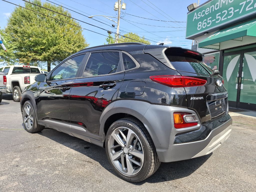 Photo 3 of this HYUNDAI KONA