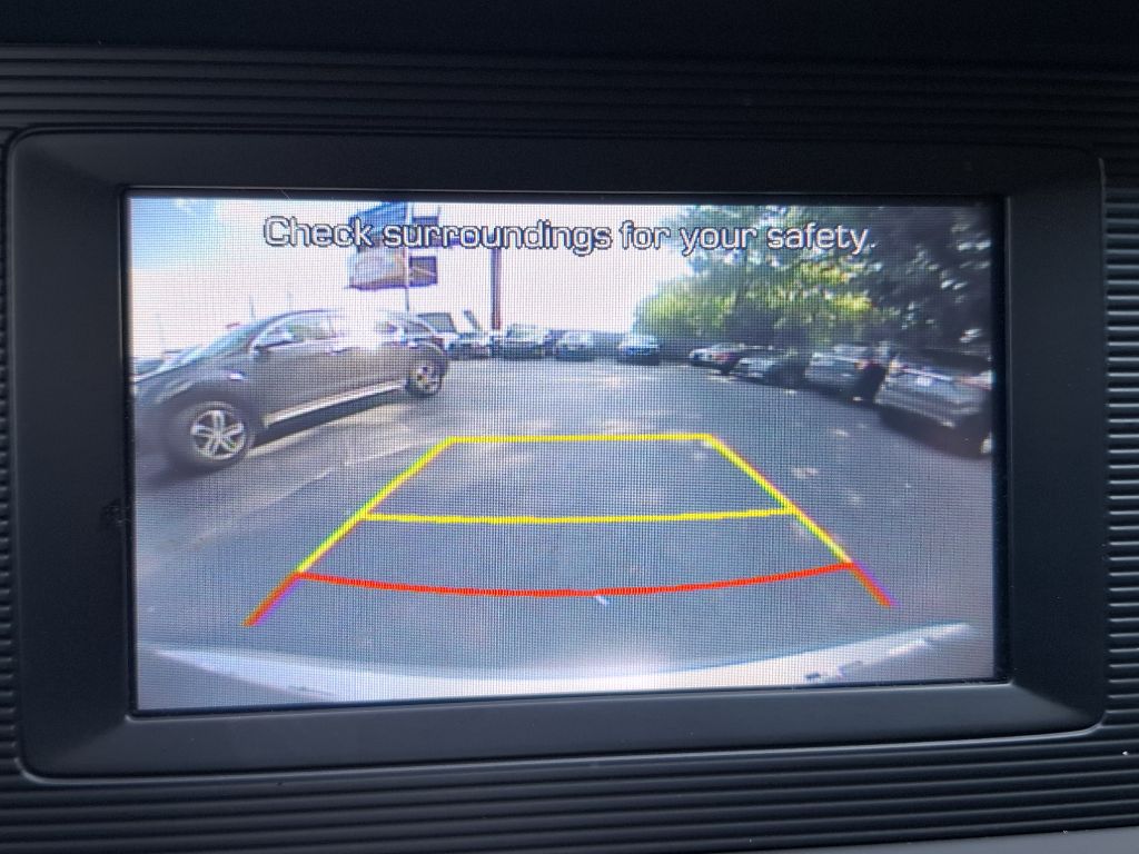 Photo 14 of this HYUNDAI ELANTRA